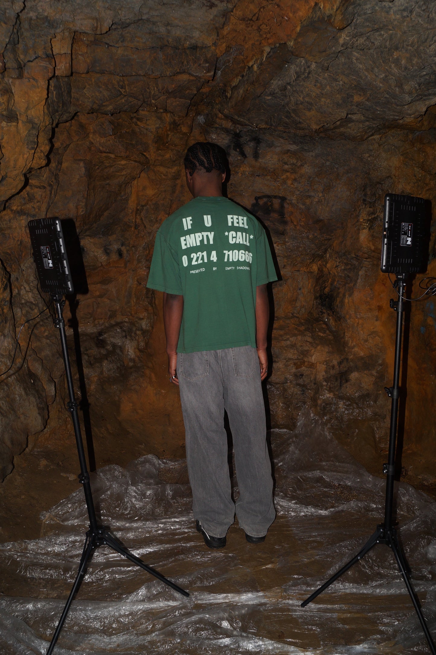 1 OF 1 DISTRESSED TEE