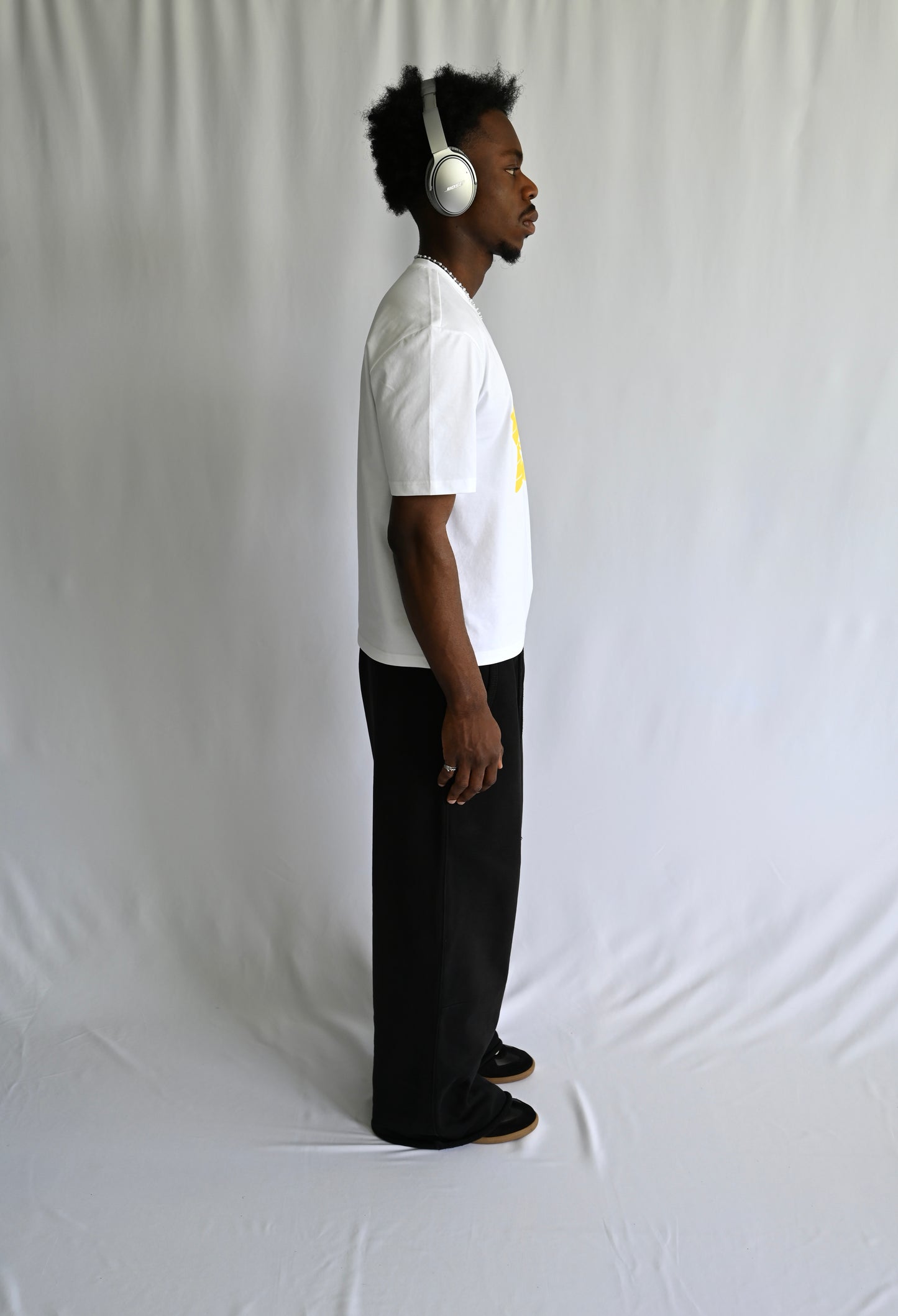 WHITE STAR TEE