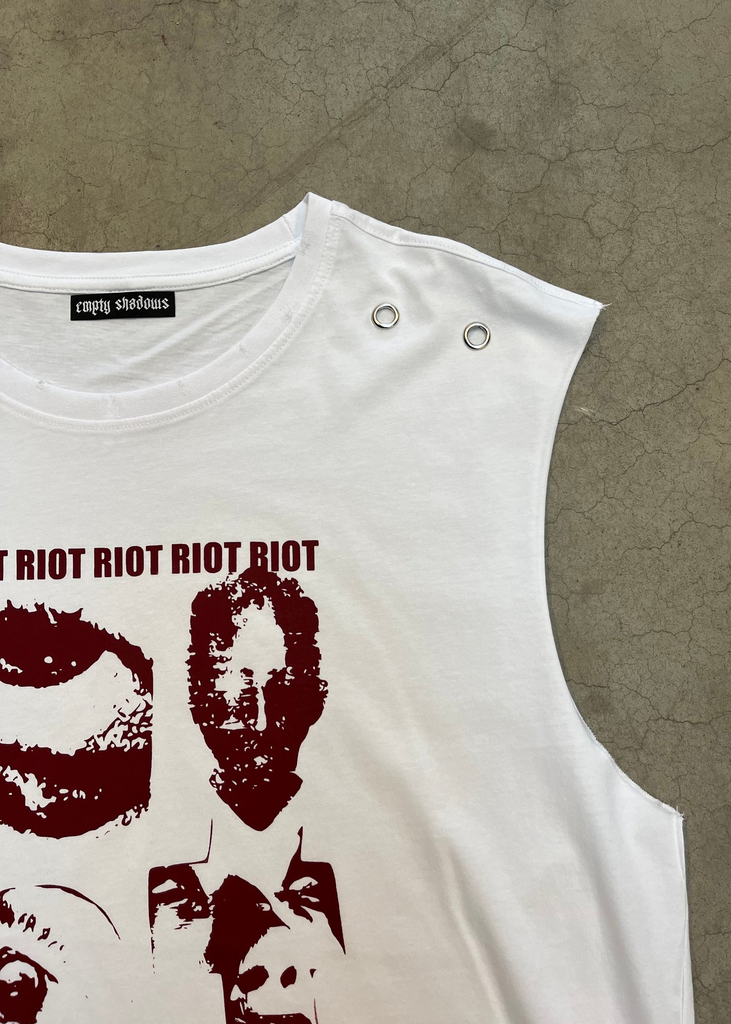RIOT TANKTOP RED